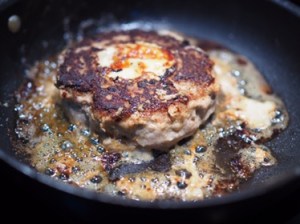 Köttfärs med helt ägg